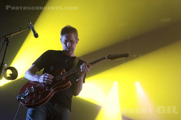 RIDE - 2017-11-02 - PARIS - Grande Halle de La Villette - Andrew Piran Bell